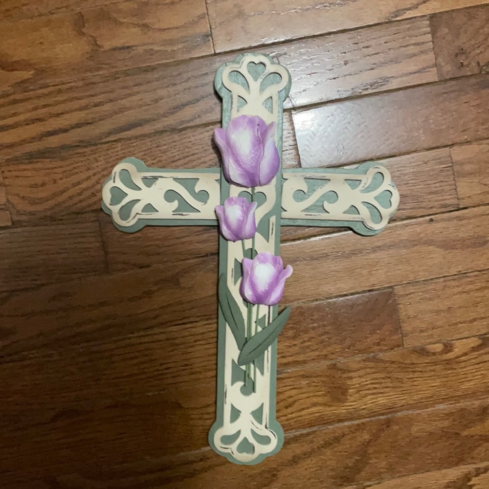 Pretty Flower Cross
